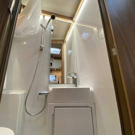 Class C , Swifte Escape 674