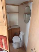 Bailey senator twin axle fixed bed 2008