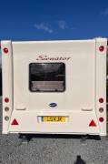 Bailey senator twin axle fixed bed 2008