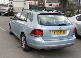 Volkswagens Gold Blue motion