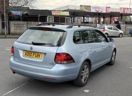 Volkswagens Gold Blue motion