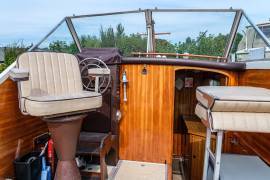 Freeman 28ft river cruiser - immaculate condition