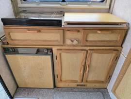 GOBUR CLUBMAN FOLDING CARAVAN