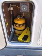 Class C , Ford motorhome / low miles / fsh